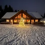 Luxus Blockhaus - Panoramablick, Direkt Am Skilift Ferienhaus *
